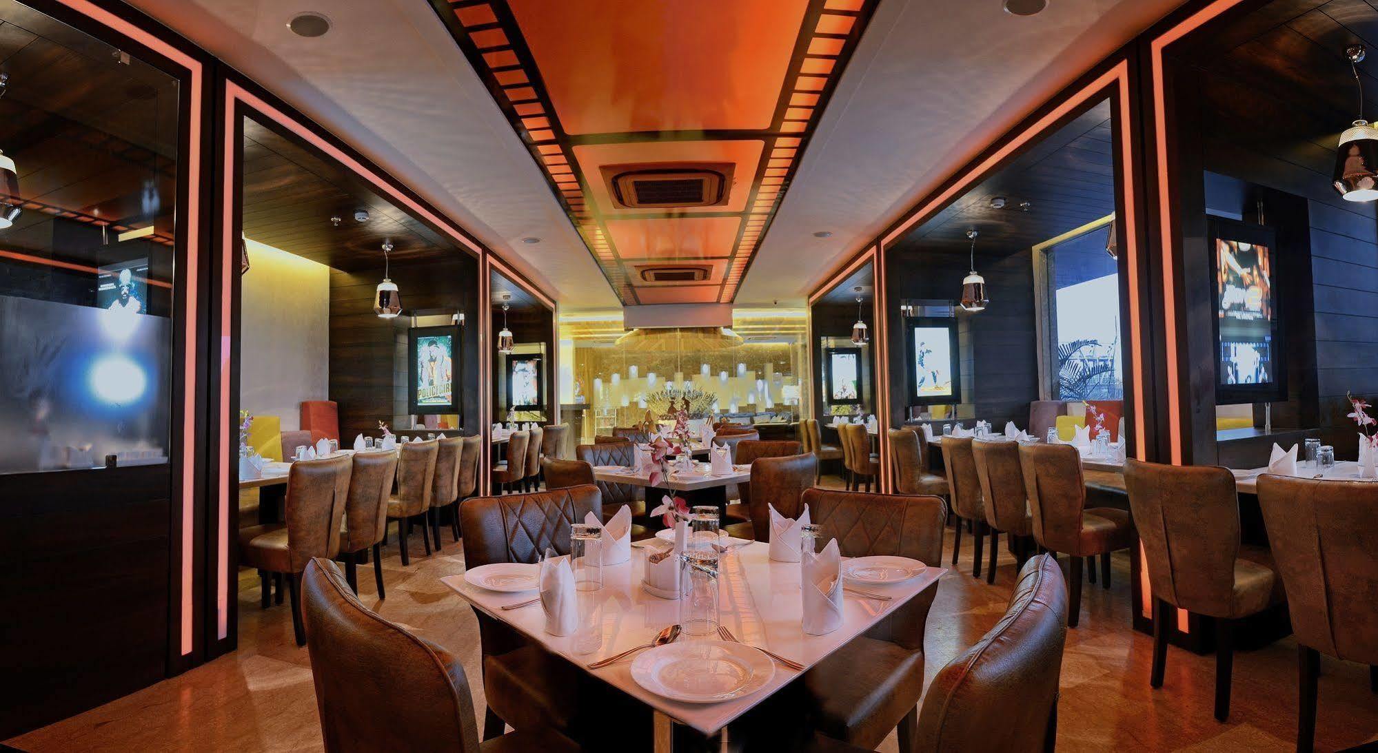 Hotel Alleviate Agra  Bagian luar foto